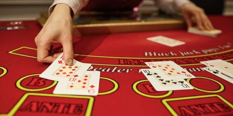 Luật chơi cơ bản của Blackjack online